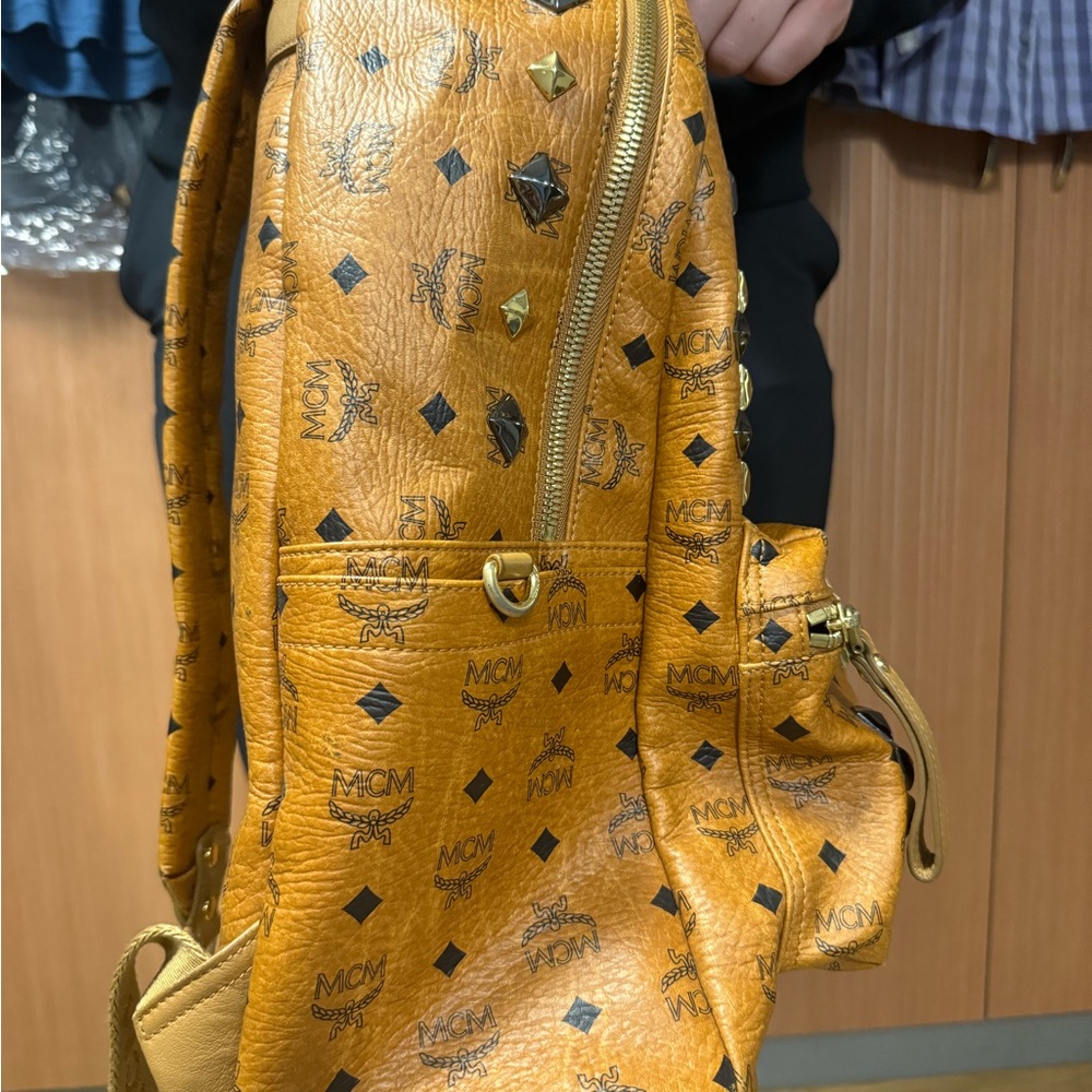 MCM Backpack in Brown and Gold - Picture 5 of 15